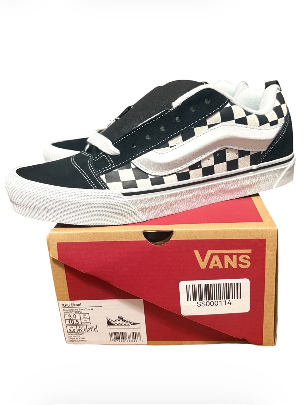 Vans Black & True White Checkerboard Knu-Skool Sneakers Men’s 9.5/ Ladies 11